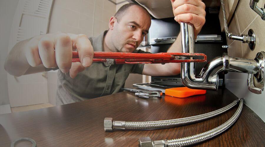 Expert burst pipe repair services in Branchville, IN